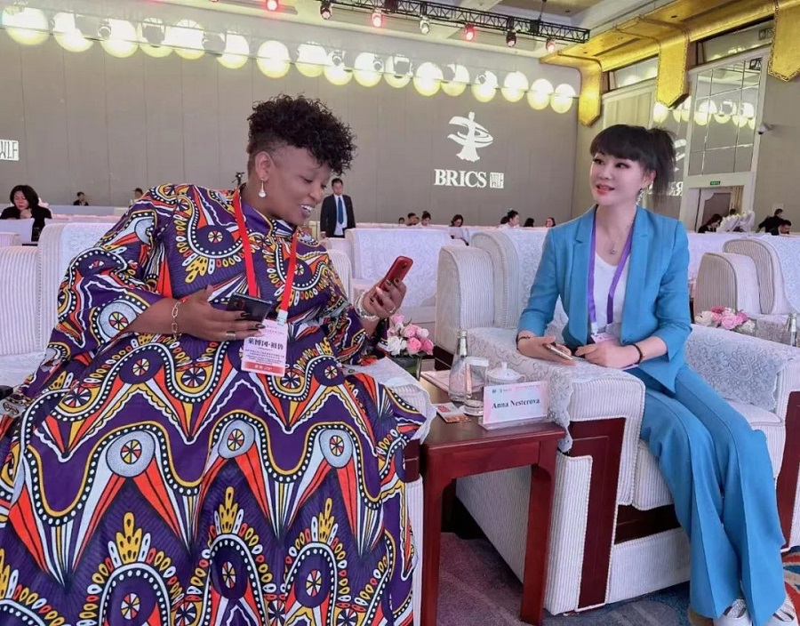 Participate in the 2024 BRICS Womens Leadership Forum(图10)