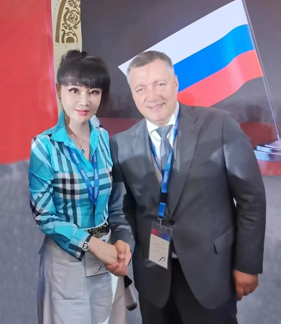 Participate in the "Heart of Russia" Cultural and Art Festival(图3)