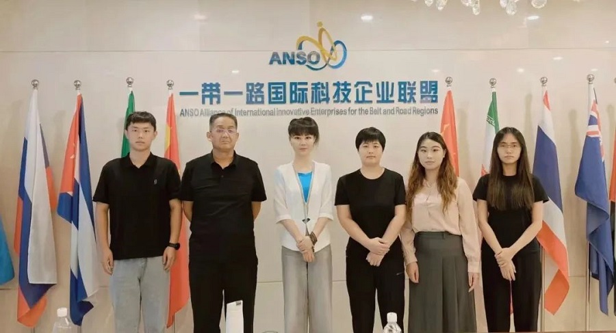A delegation from Zhongke Dongheng 